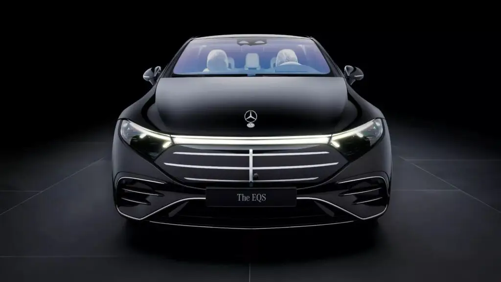Майбутні електромобілі Mercedes буде важко відрізнити від версій з ДВЗ — photo 2
