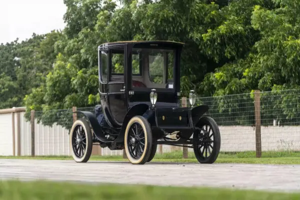 На аукціон виставили електромобіль Waverley Model 93 EV 1913 року — photo 11273