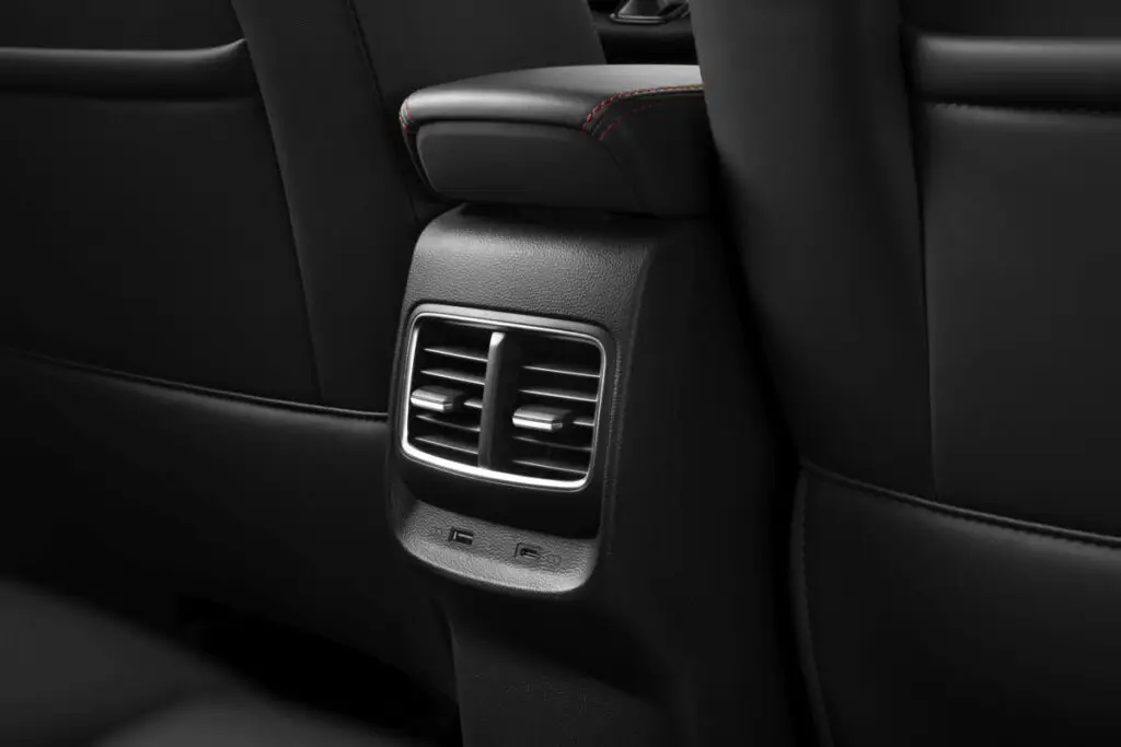 Огляд MG ZS EV – Електричний кросовер за ціною звичайного — photo 7