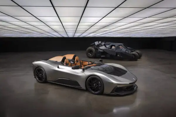 Ексклюзивна Pininfarina B95 Gotham обійдеться власнику в 4,9 млн євро — photo 14865