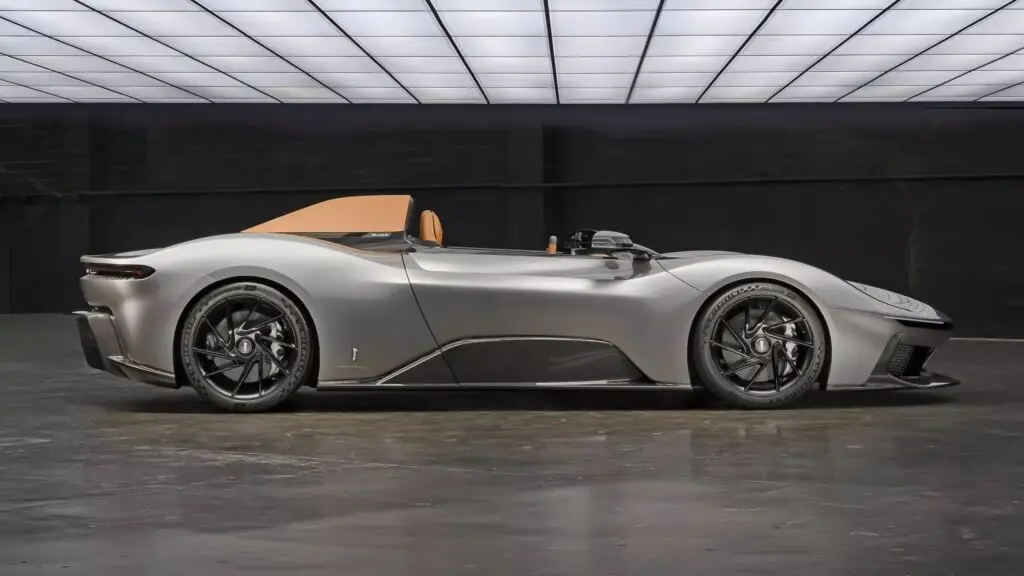 Ексклюзивна Pininfarina B95 Gotham обійдеться власнику в 4,9 млн євро — photo 3