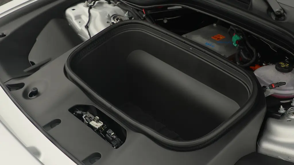 Передній багажник елекричного Dodge Charger – серед дорогих опцій  — photo 2