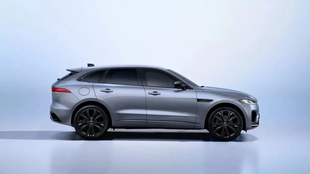 Jaguar рік не продаватиме автомобілі, готуючи лінійку електрокарів — photo 3