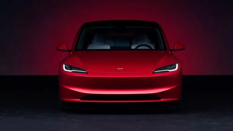 Все більше власників Tesla лишаються лояльними електрокарам — photo 14523