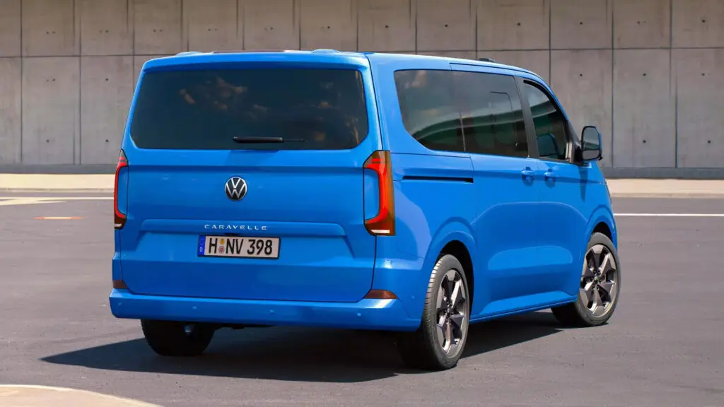 Volkswagen представив сьоме покоління Transporter і Caravelle — photo 6 Volkswagen представив сьоме покоління Transporter і Caravelle — photo 6
