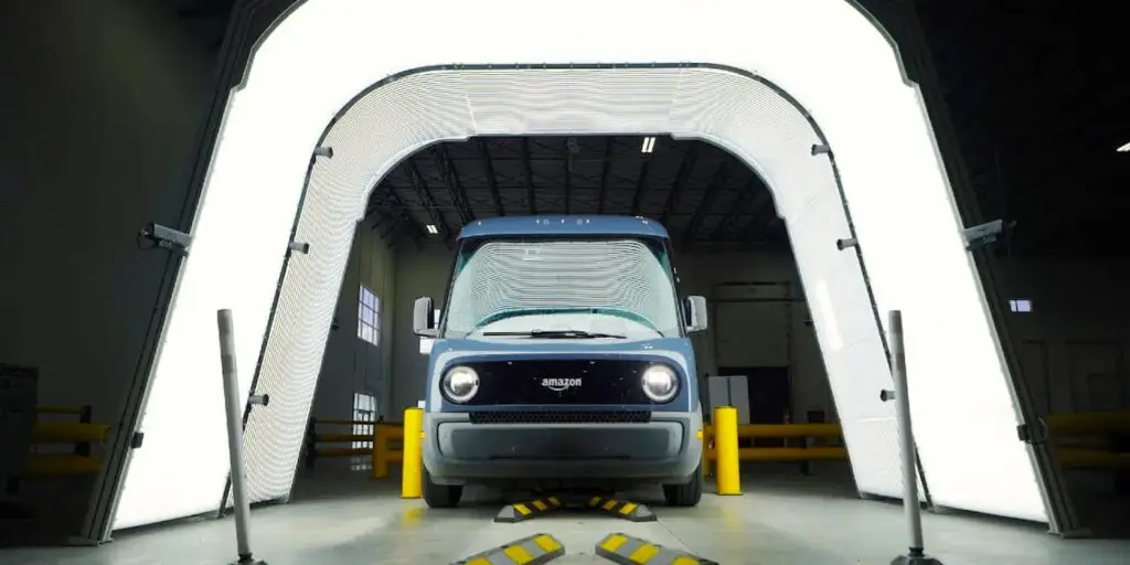 Amazon використовує штучний інтелект для оптимізації доставки — photo 20873