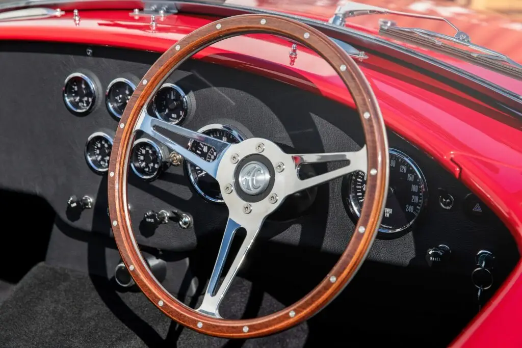 Ace Classic Electric: від ретро до електро – поєднання класики та новітніх технологій — photo 2