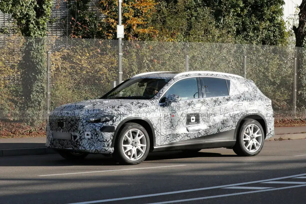 Електрокросовер Mercedes-Benz GLC EV помітили під час випробувань — photo 5