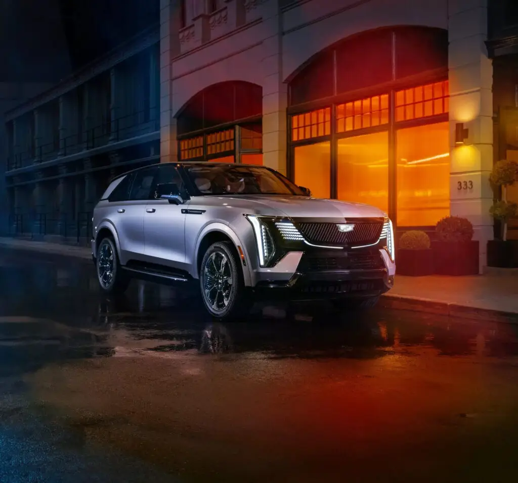 Cadillac Escalade IQ: нова ера розкоші на електротязі — photo 2 Cadillac Escalade IQ: нова ера розкоші на електротязі — photo 2