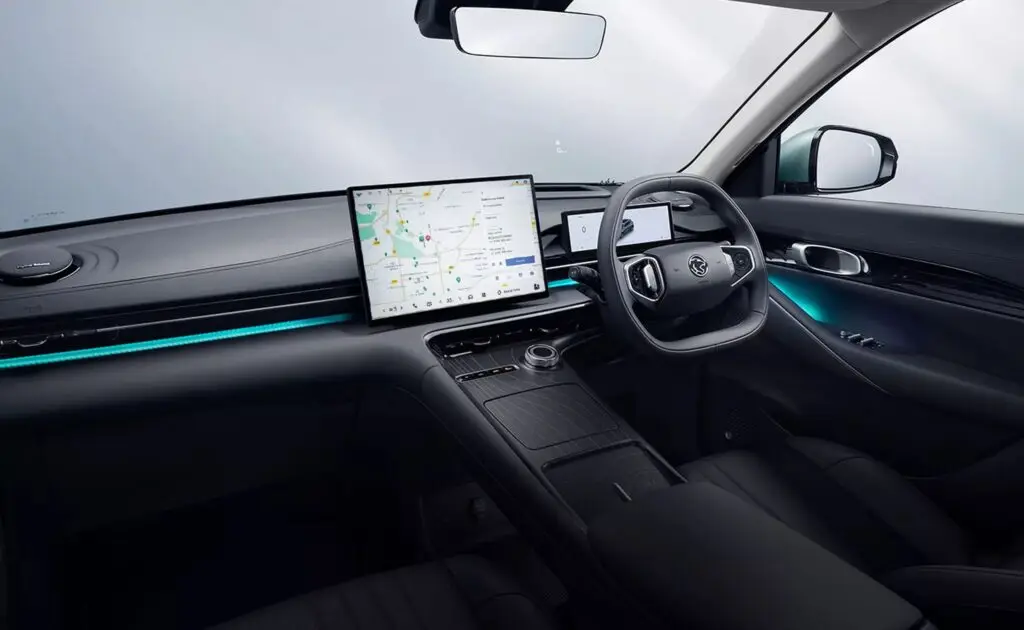 Proton представил бюджетный электрокроссовер e.MAS 7 — photo 5