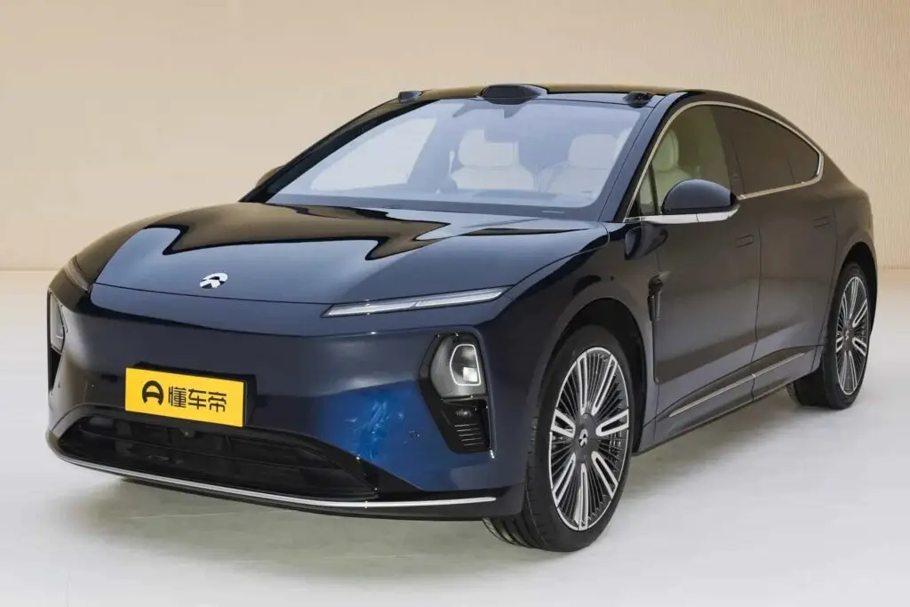 Преміальний Nio ET9 покладе на лопатки Mercedes-Benz, BMW та Audi? — photo 6