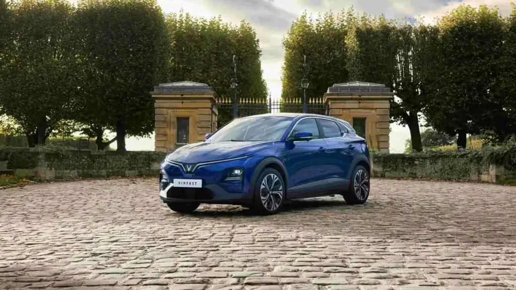 VinFast VF6 збирається потіснити китайські електрокари в ЄС — photo 2