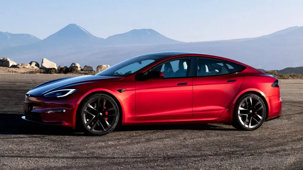 Tesla відкликає понад 1,2 млн електромобілів в Китаї — photo 2