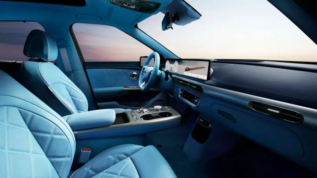 Genesis GV60 отримав більший дисплей та інші оновлення — photo 5