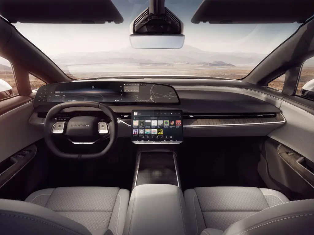 Lucid Gravity SUV може заряджатися на станціях потужністю до 400 кВт — photo 3
