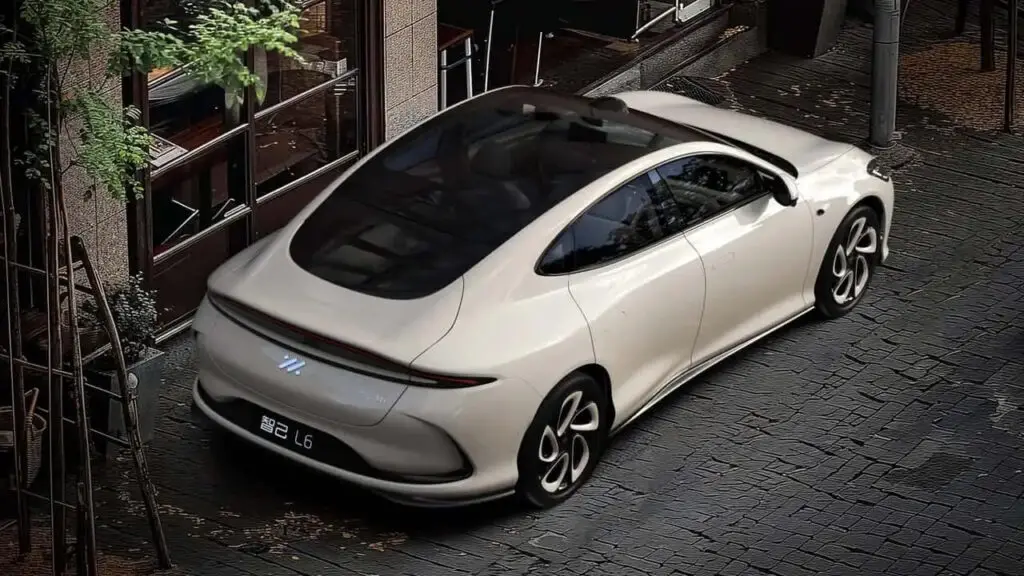 Tesla Model 3 отримав потужного конкурента в Китаї — photo 4