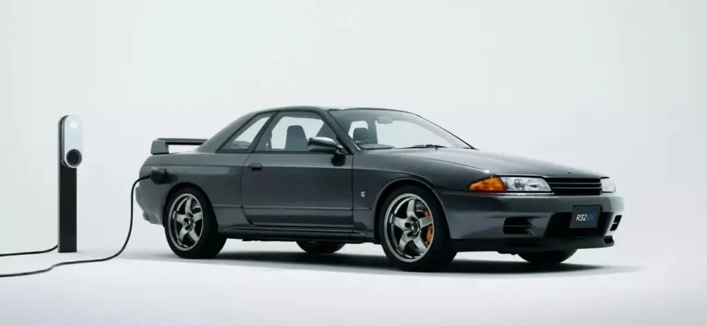Японцы показали, как электрифицировали легендарный Nissan R32 — photo 2 Японцы показали, как электрифицировали легендарный Nissan R32 — photo 2