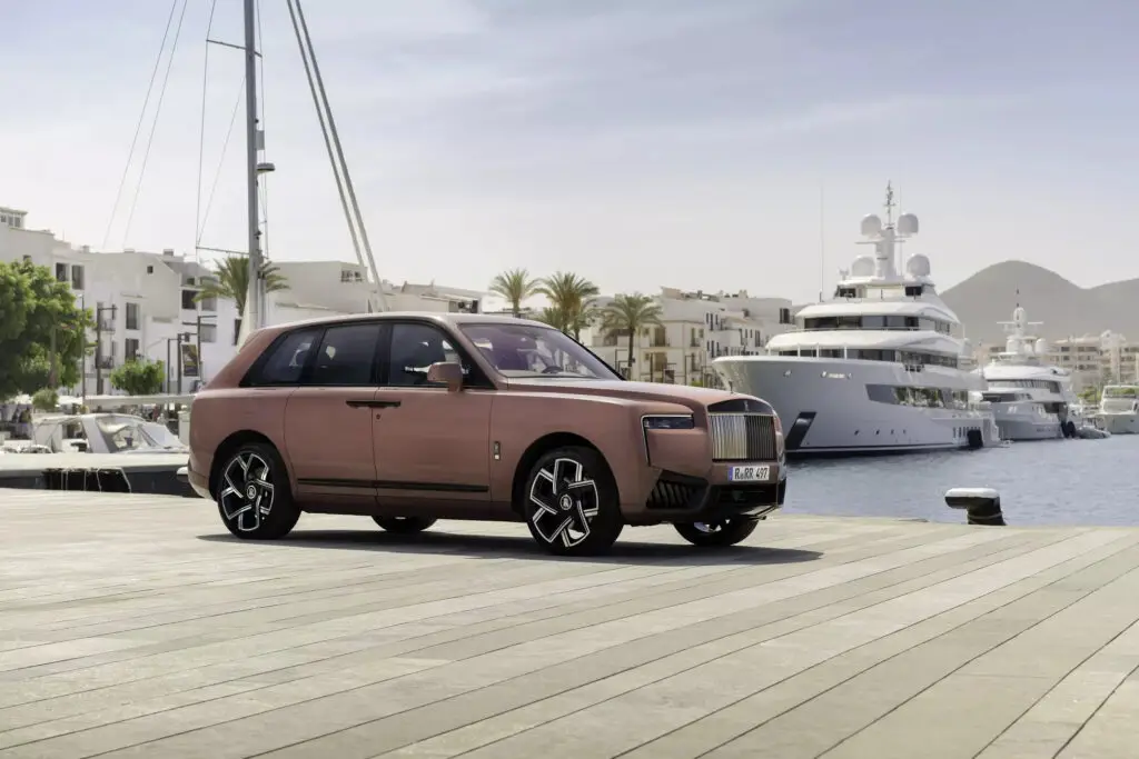 Електричний Rolls-Royce Spectre перевершив Cullinan у Європі — photo 3
