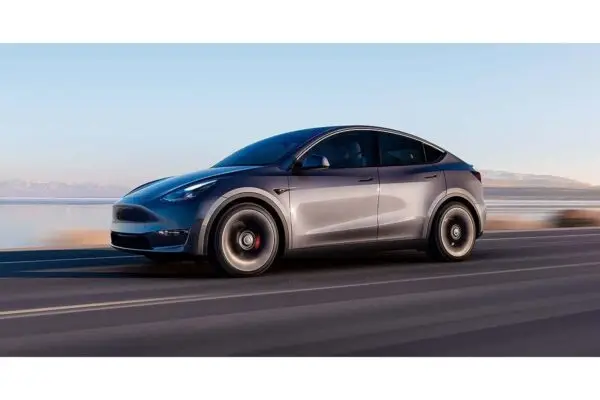 Tesla відкликає понад 1,2 млн електромобілів в Китаї — photo 28471