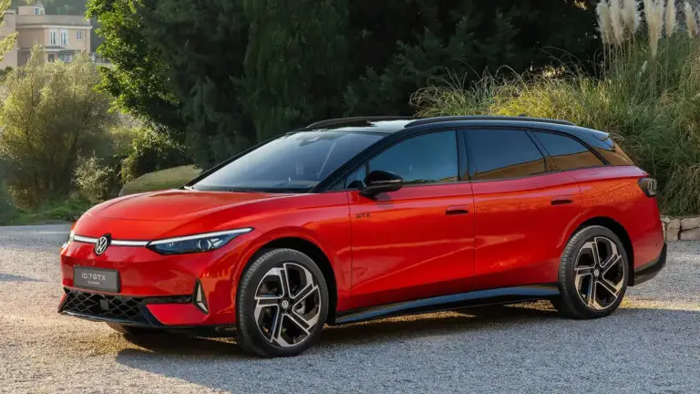 Електромобілі надійніші за традиційні авто, кажуть у Volkswagen — photo 27181