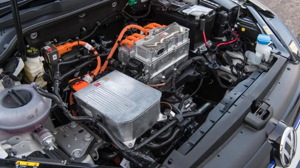 Десятирічний Volkswagen e-Golf після 200 000 км: чи вартий він уваги? — photo 4