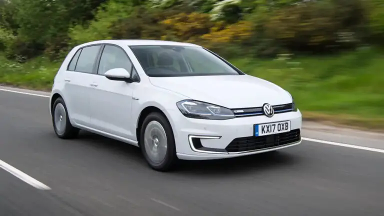 Десятирічний Volkswagen e-Golf після 200 000 км: чи вартий він уваги? — photo 31503