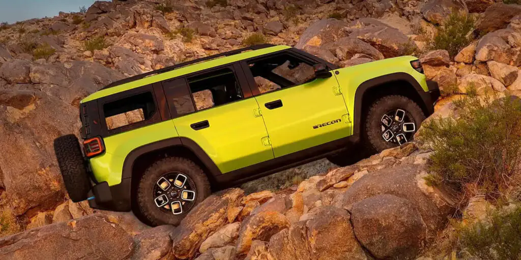 Електричний Jeep Compass з’явиться в Європі, а ось Америка під питанням — photo 3