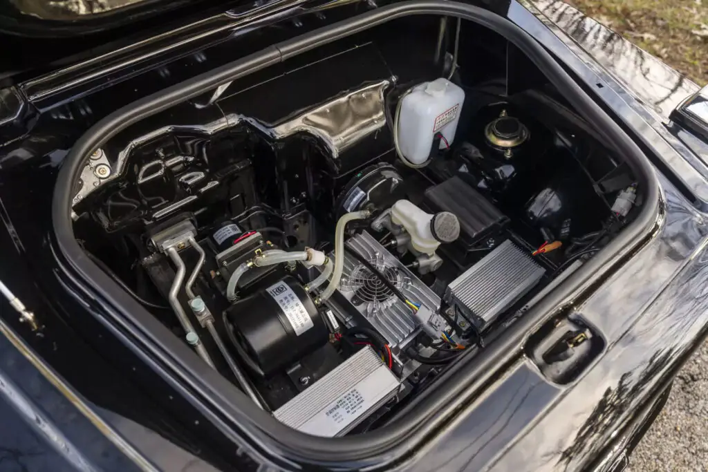 Електричний гольф-кар в стилі Mercedes G-Class можна купити за $21 900 — photo 4