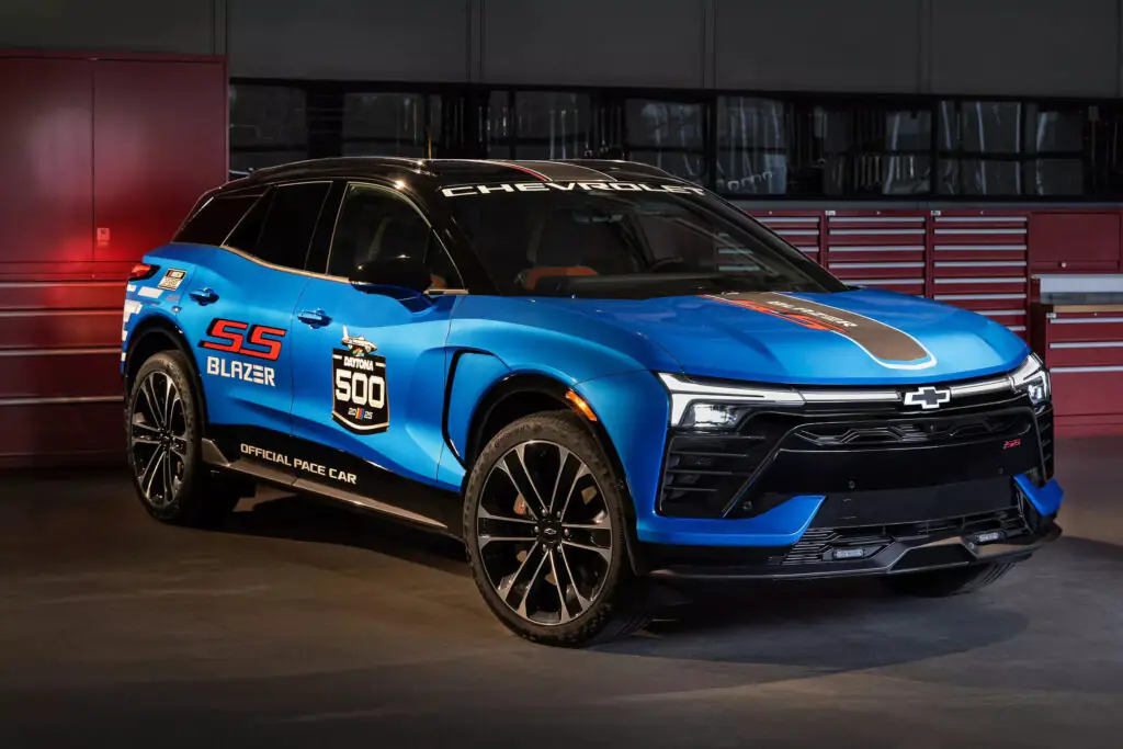 Кросовер Blazer EV SS – електричний суперкар для щоденних поїздок! — photo 4
