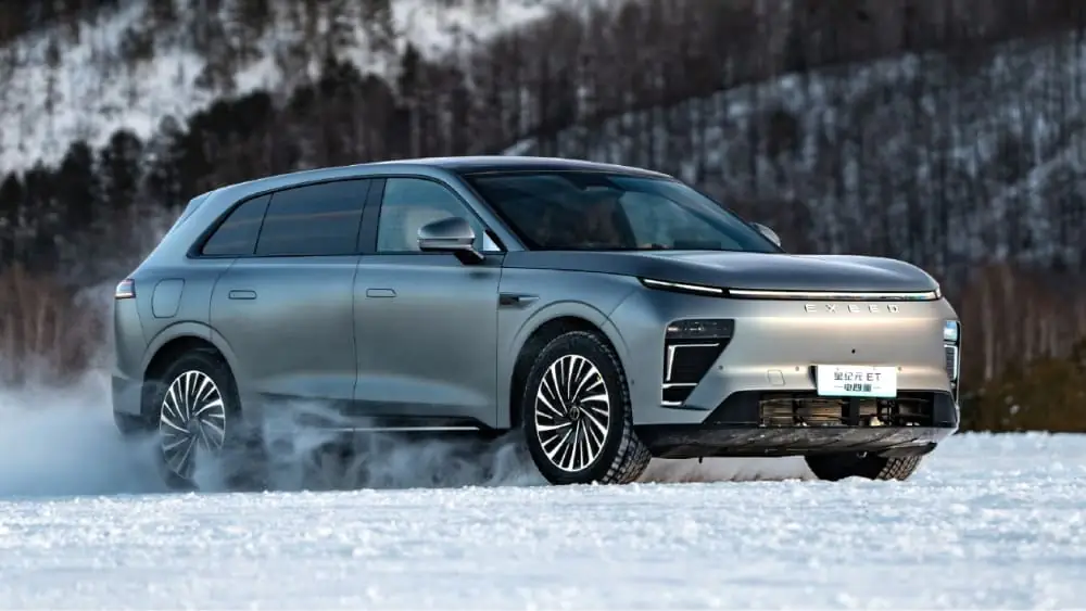 Chery Exlantix ET став Автомобілем 2024 року у Китаї — photo 3
