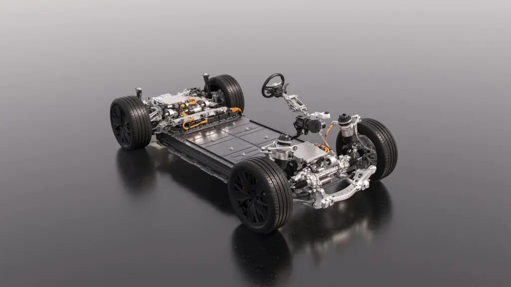 Aston Martin хоче, щоб їхні електромобілі вібрували, як авто з ДВЗ — photo 3