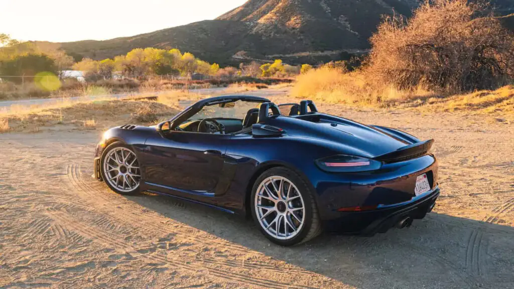 Porsche повертається до ДВЗ але це влетить їй в копієчку — photo 3