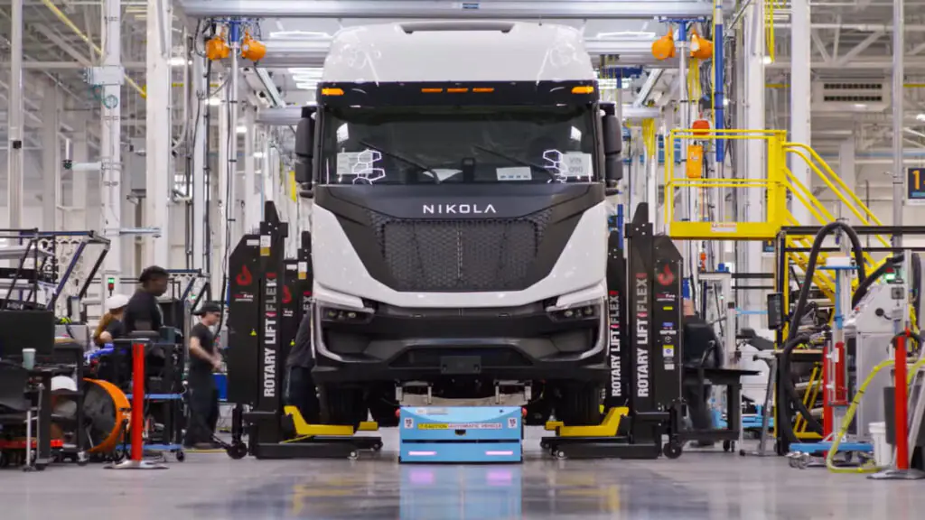 Крах Nikola: електрогігант, що перевершував Ford, оголосив банкрутство — photo 4