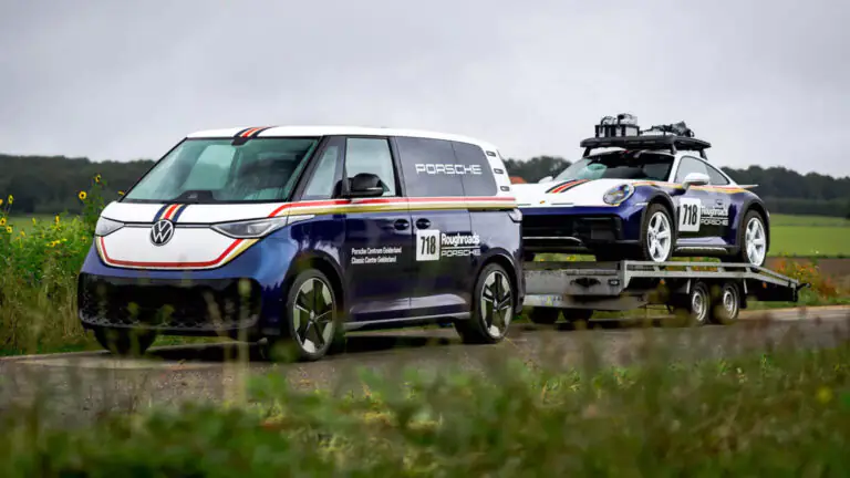 Porsche создала уникальный VW ID. Buzz для буксировки 911 Dakar — photo 30885
