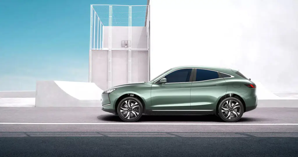 Вийшов Seres 5 – китайський конкурент Tesla Model Y — photo 6