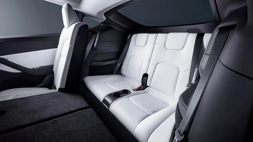 Оновлена Tesla Model Y Performance вже на підході — photo 2