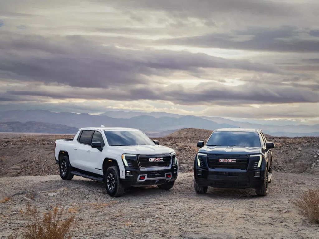Оновлений електричний пікап GMC Sierra став значно дешевшим — photo 3