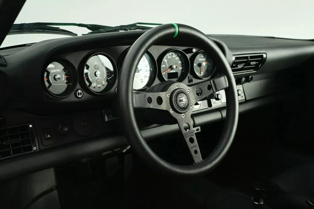 Електричний Porsche 911: класика, яка не потребує бензину — photo 3
