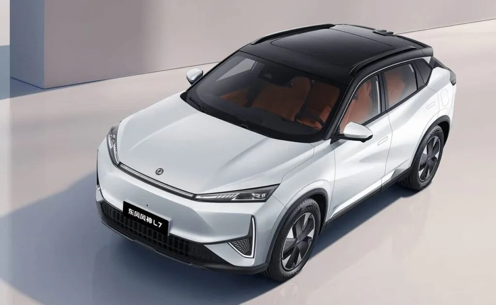 Peugeot і Citroën запускають в Китаї новий електричний бренд Hedmos — photo 5