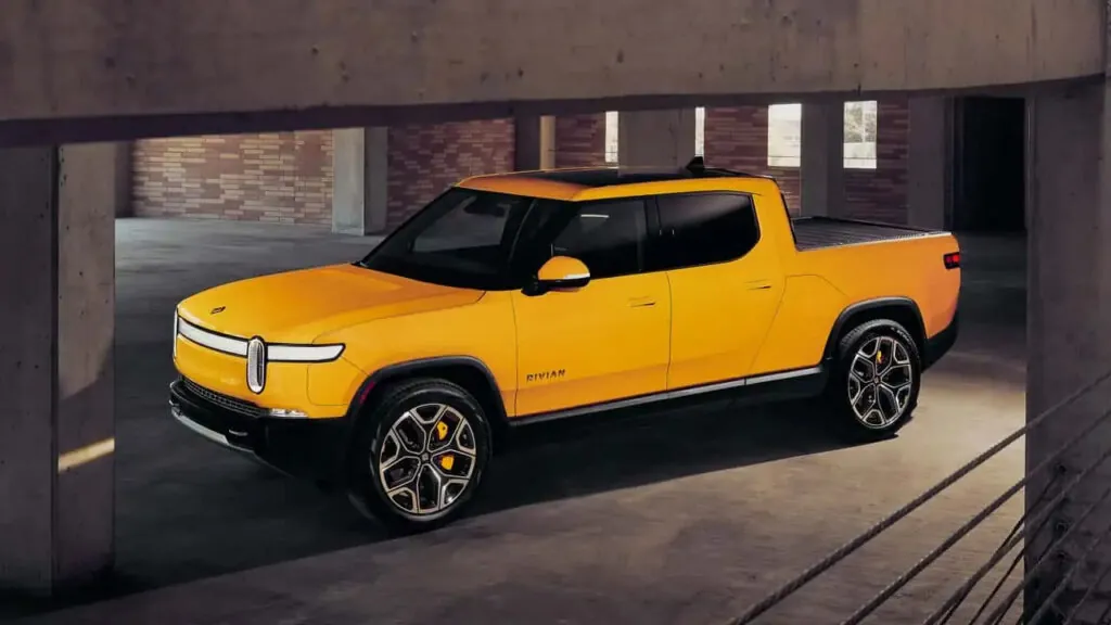 Як Rivian обігнав конкурентів у гонці за розумними фарами — photo 2