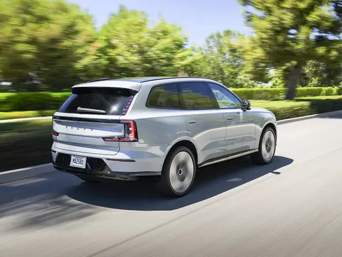 Volvo EX90 отримає суттєве оновлення батареї — photo 3