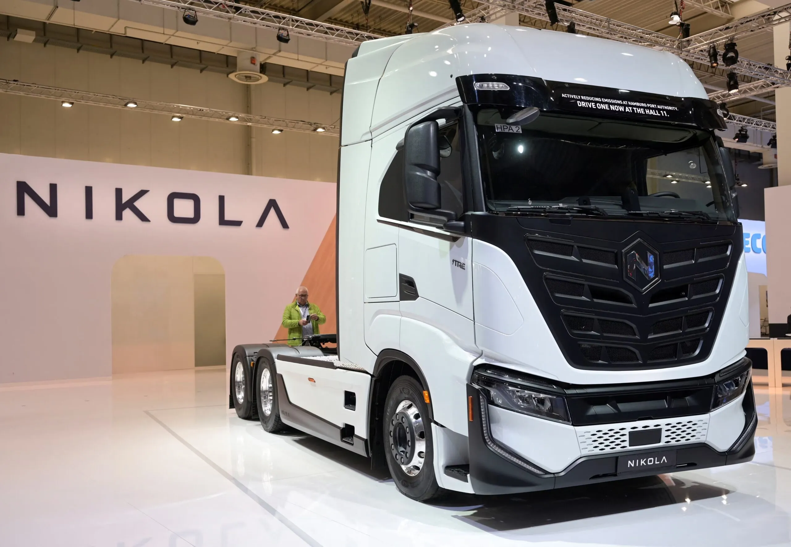Lucid придбає Nikola Corporation і працевлаштує понад 300 її колишніх працівників — photo 38050