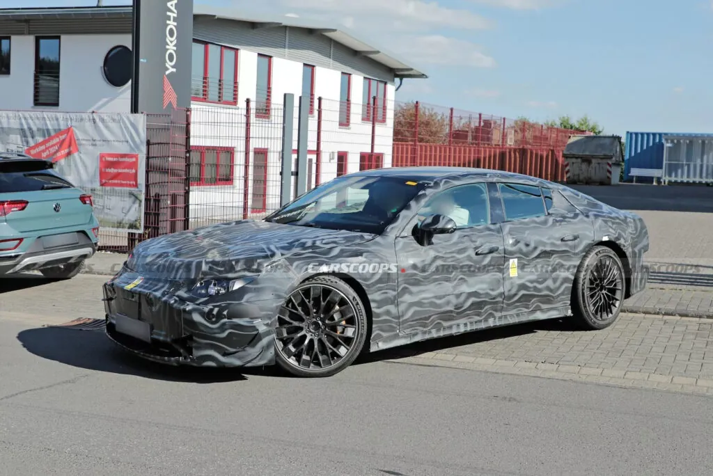 Електричний суперседан Mercedes-AMG проходить фінальні випробування — photo 2
