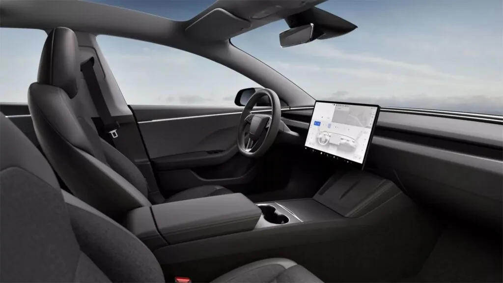 Tesla відкладає доступніший Model Y та готує спрощену версію Model 3 — photo 2