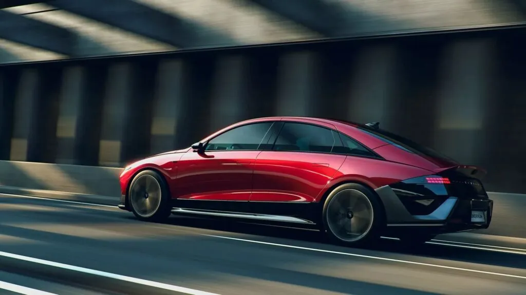 Оновлений електричний седан Hyundai Ioniq 6 отримає «заряджену» N версію — photo 8