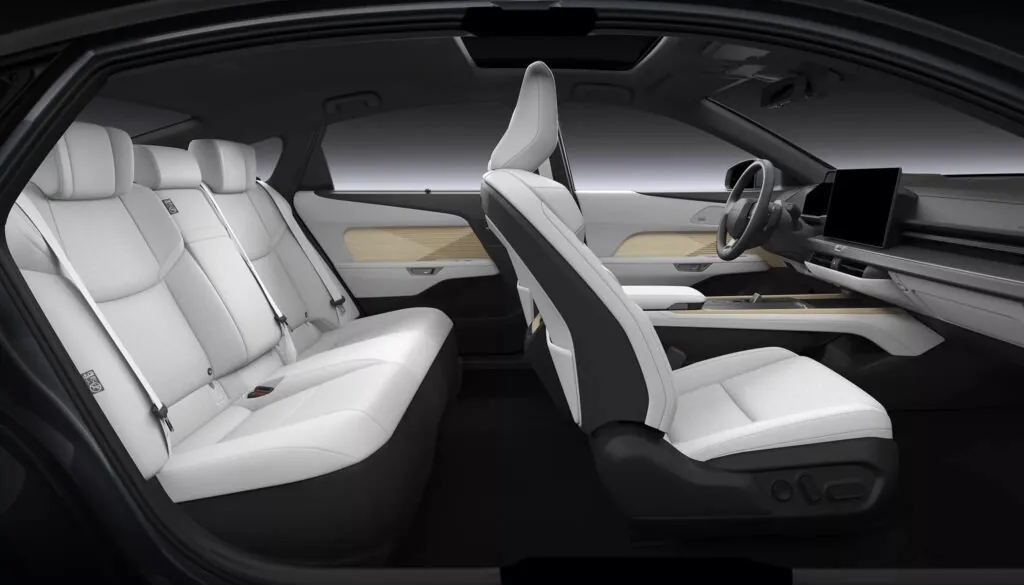 Lexus представив ES восьмого покоління: вперше – з повністю електричними версіями — photo 5