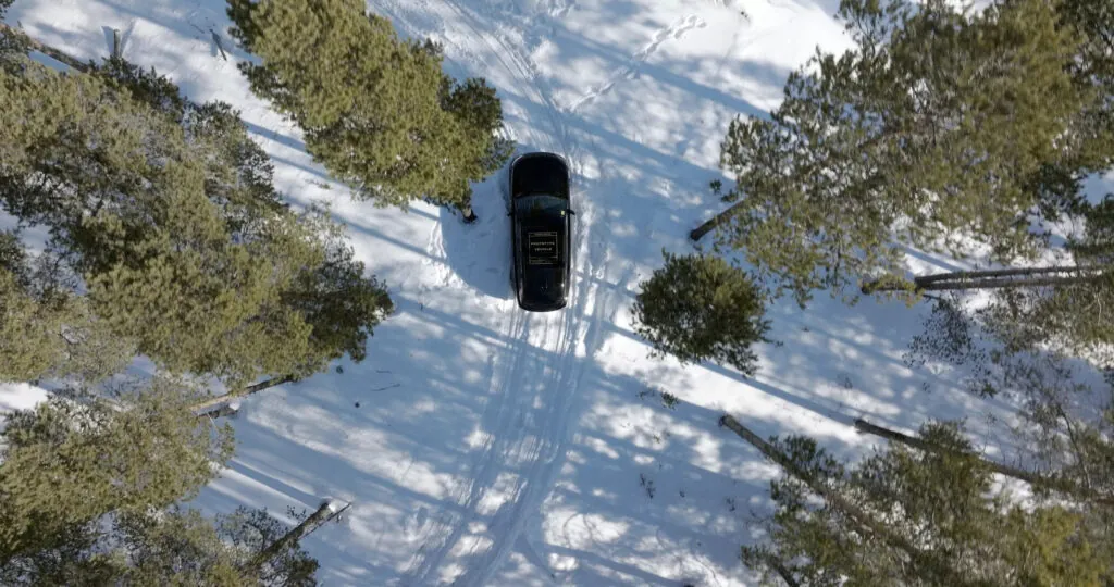 Новий Range Rover Electric: більше потужності, ніж у V8, і революційні технології — photo 3