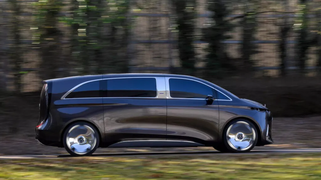 Mercedes представив концепт електричного мінівена Vision V — photo 4
