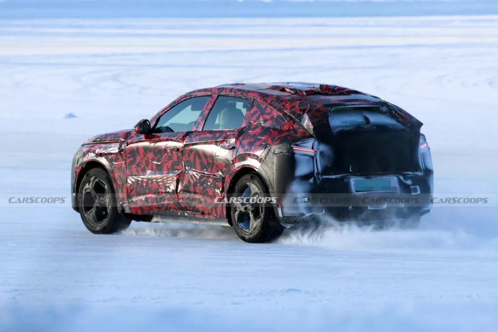 Новий Alfa Romeo Stelvio розкриває характер ще до офіційного дебюту — photo 6