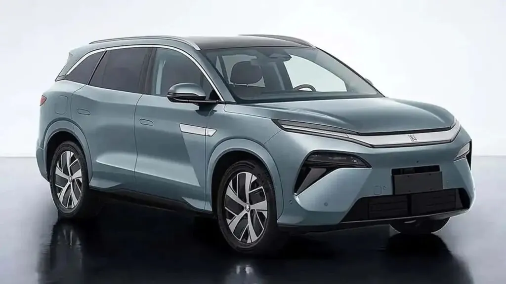 Двозарядні новинки від BYD з підтримкою «мегаватної» зарядки вийшли на ринок — photo 4